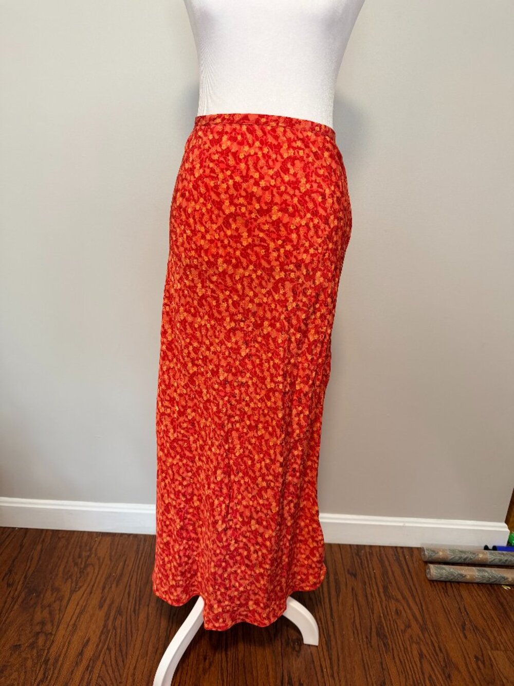 Free People Rosewood Combo Red Orange Floral Maxi Skirt Size 8 NWT